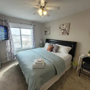  Homestay Elegant Guest - King Bed & Ensuite Private Bathroom - Close To Airport With Aircon